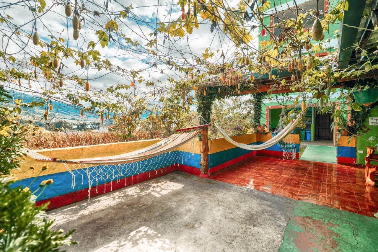 Green House Araque Inn By Rotamundos Otavalo Exterior foto