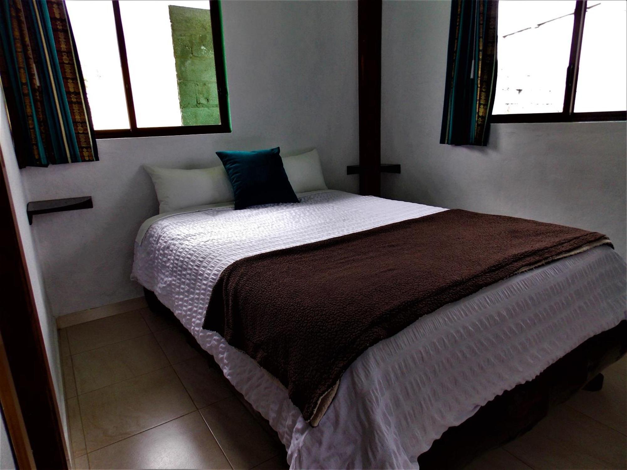 Green House Araque Inn By Rotamundos Otavalo Exterior foto